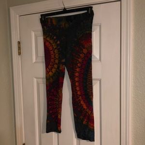 Tie dye capri leggings